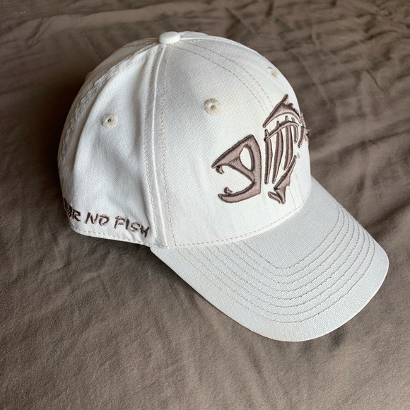 G Loomis Fear No Fish Adjustable Hat 